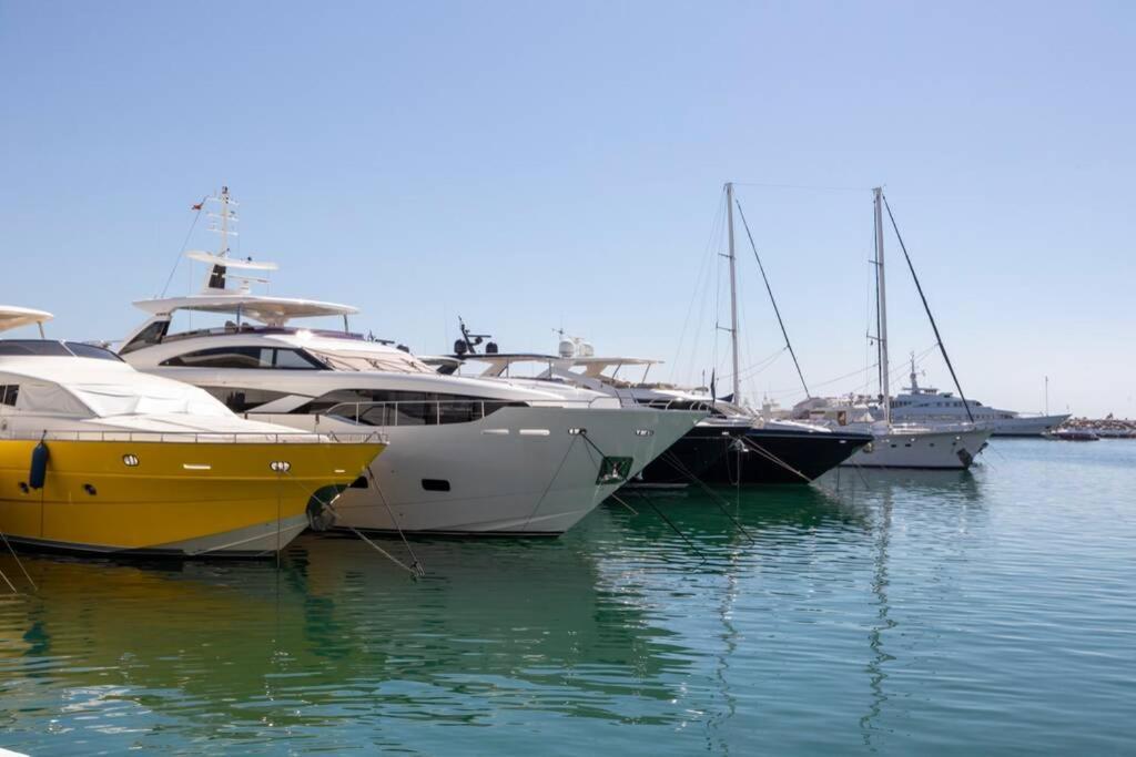 Puerto Banus Second Line, Luxury Apartement Marbella Luaran gambar